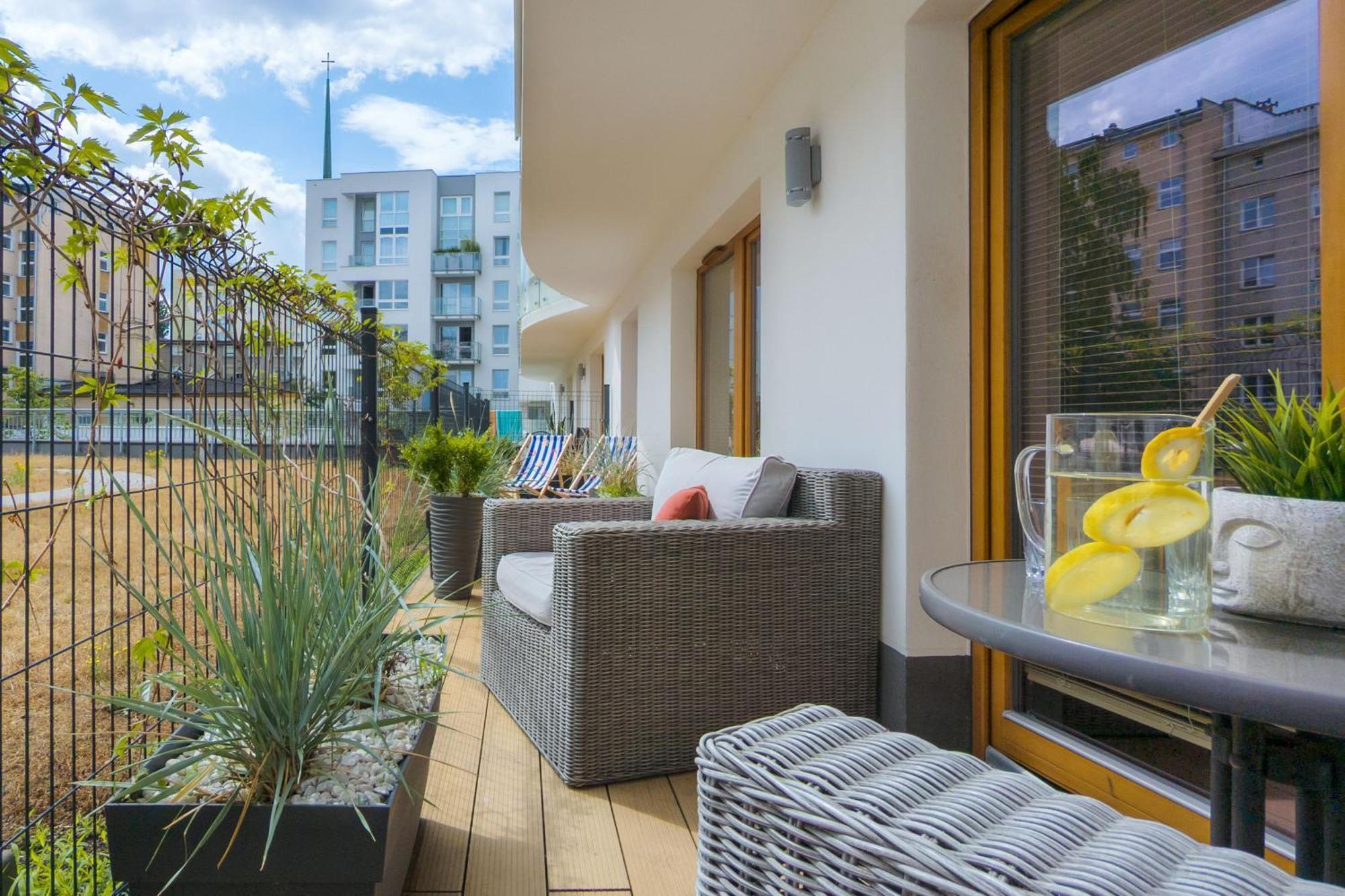 Batorego 7 Apartament With Terrace & Parking Downtown Gdynia By Renters Exterior photo